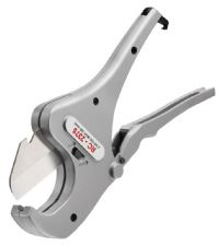 RIDGID Large Diameter Ratcheting Plastic Pipe and Tubing Cutter